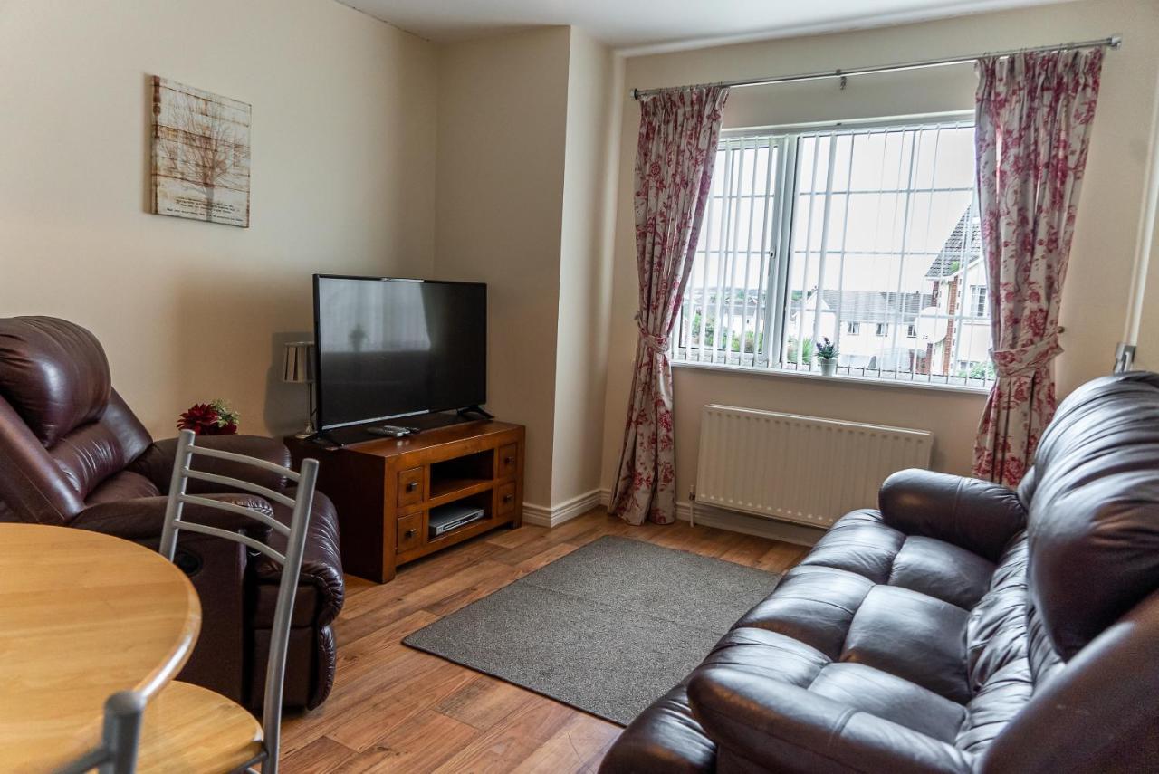 The Hawthorns Apartment *